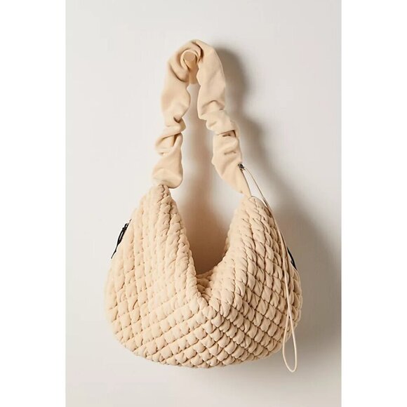FREE PEOPLE Movement Pucker Up Fleece Carryall in Home Plate NWT - Picture 1 of 9